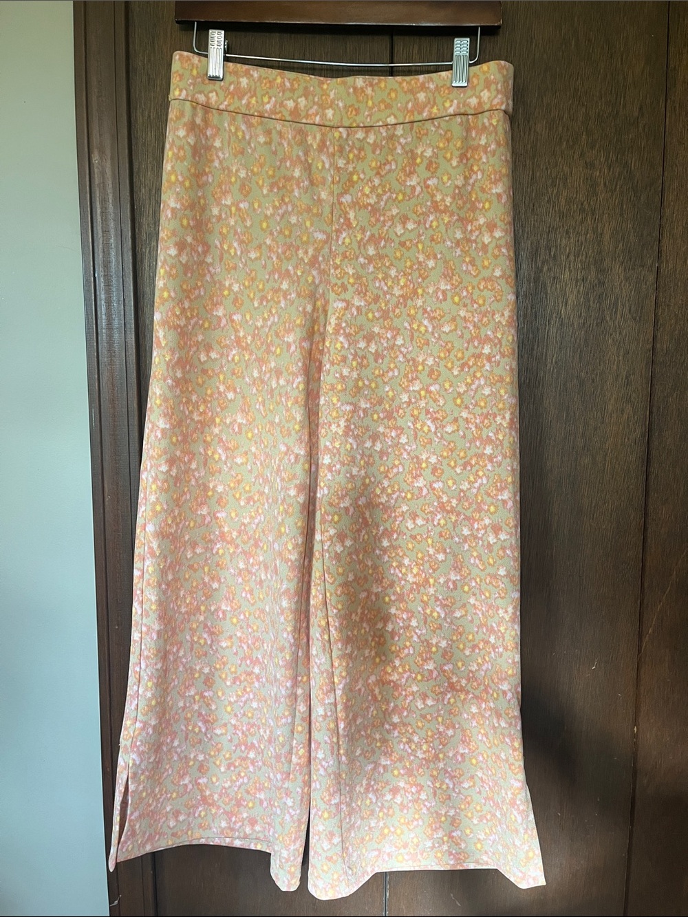 Isaac Mizrahi Live! Peach and Pink Floral Pants